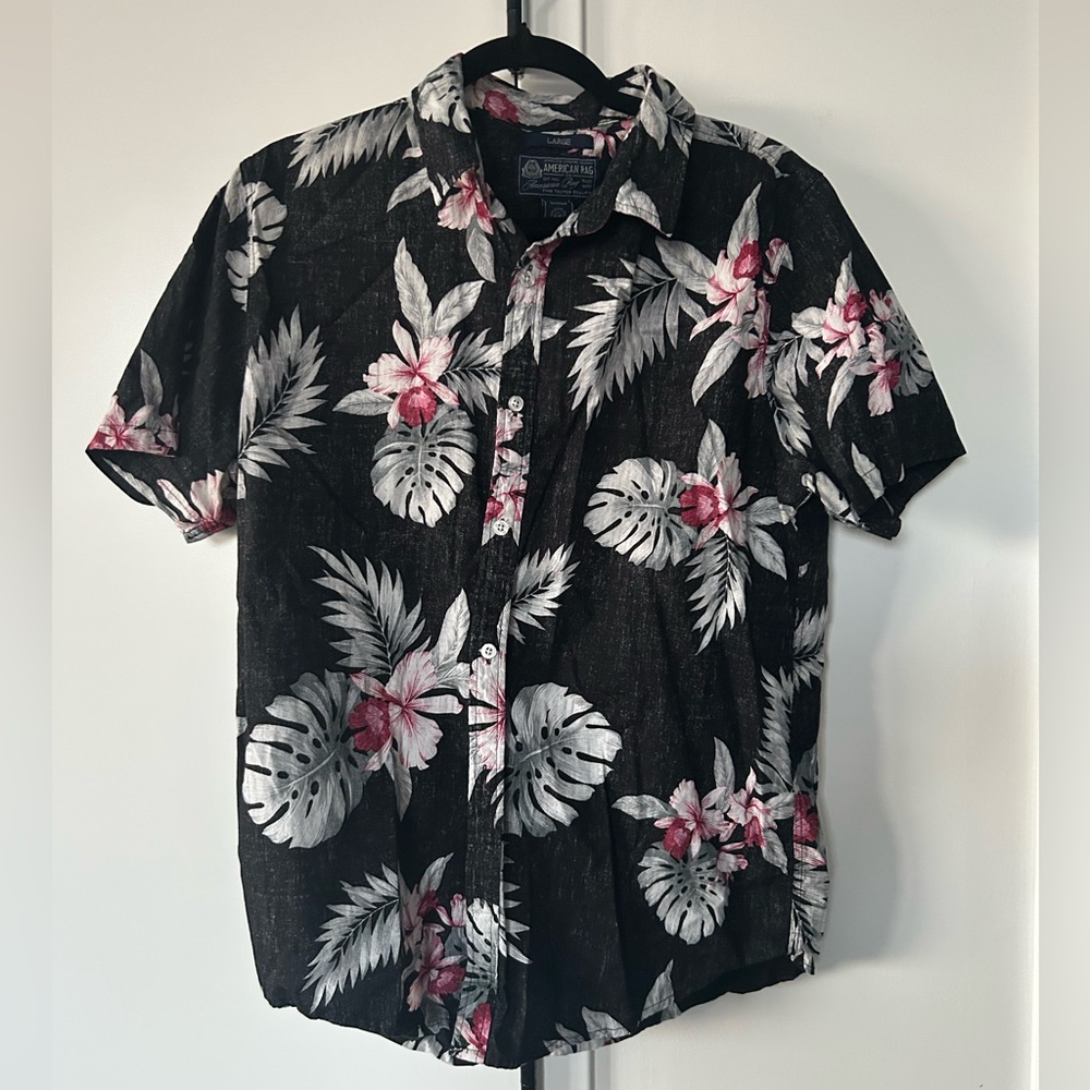 American Rag Black Short-Sleeve Floral Button-Down Shirt - Picture 1 of 5